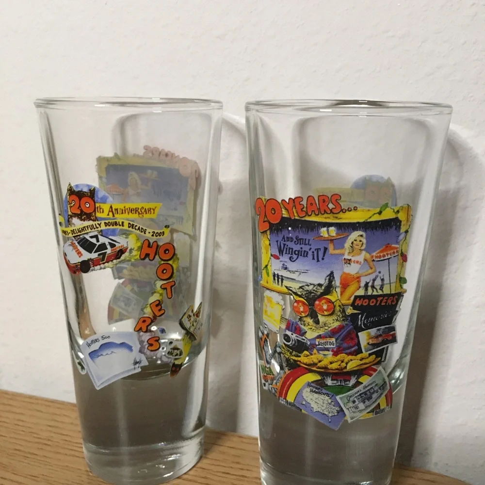 New Bundle Of 2 Hooters Rare Vintage 20th Anniversary Tall Heavy Shot Glasses